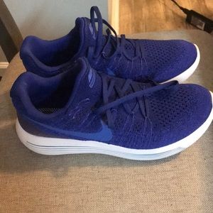 Gently used Nike Lunarlon